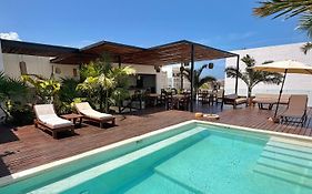 Ah Xok suites 5a Avenida